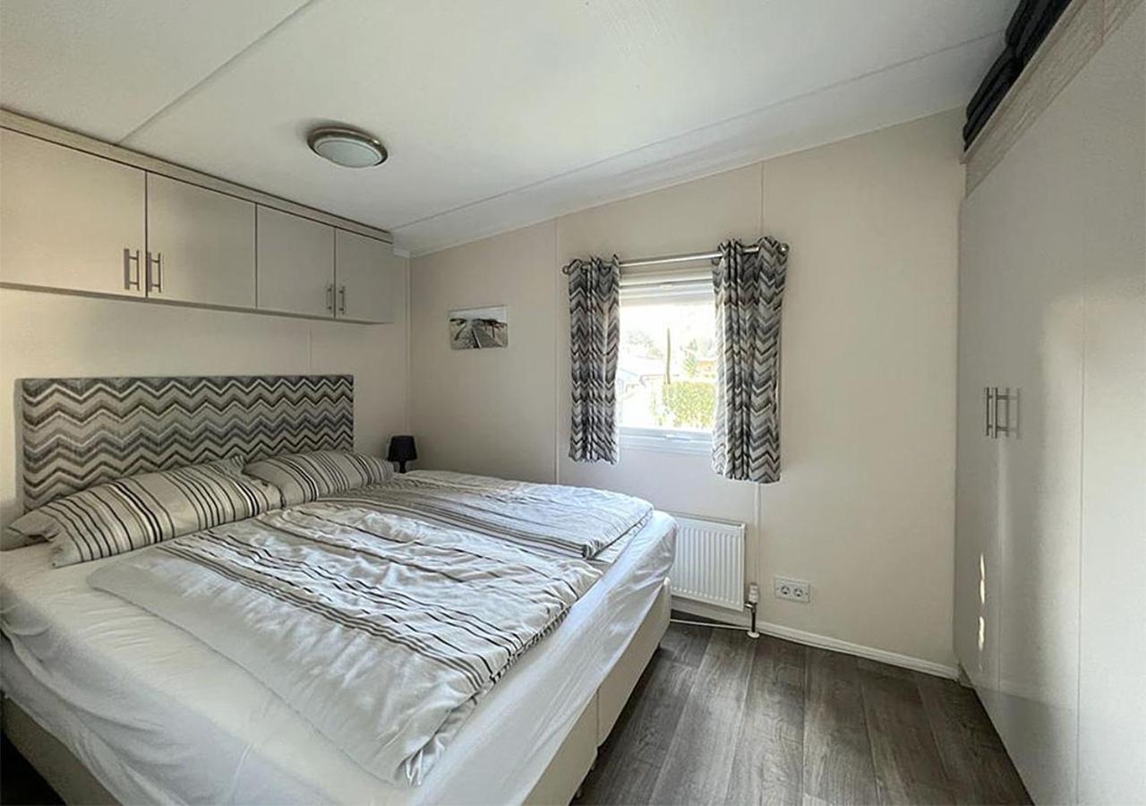 Lathum Chalet Am See מראה חיצוני תמונה